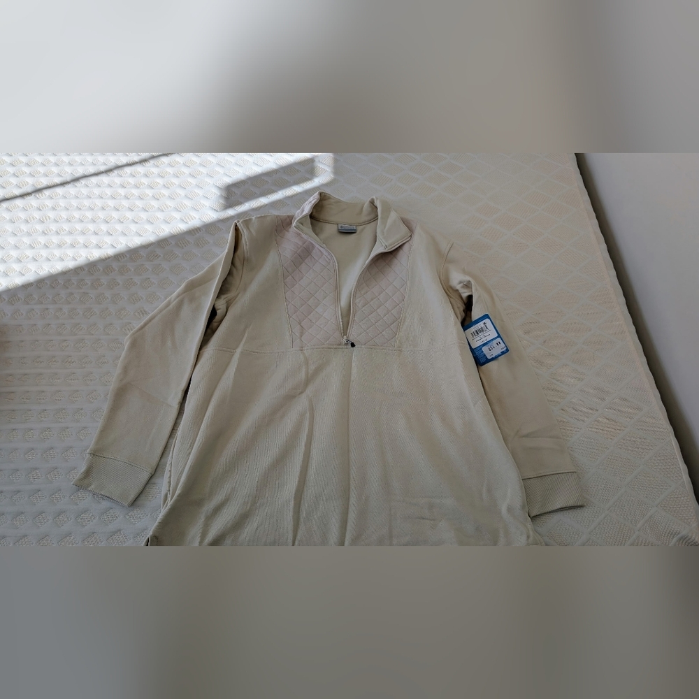 Gray Long-Sleeve Pullover